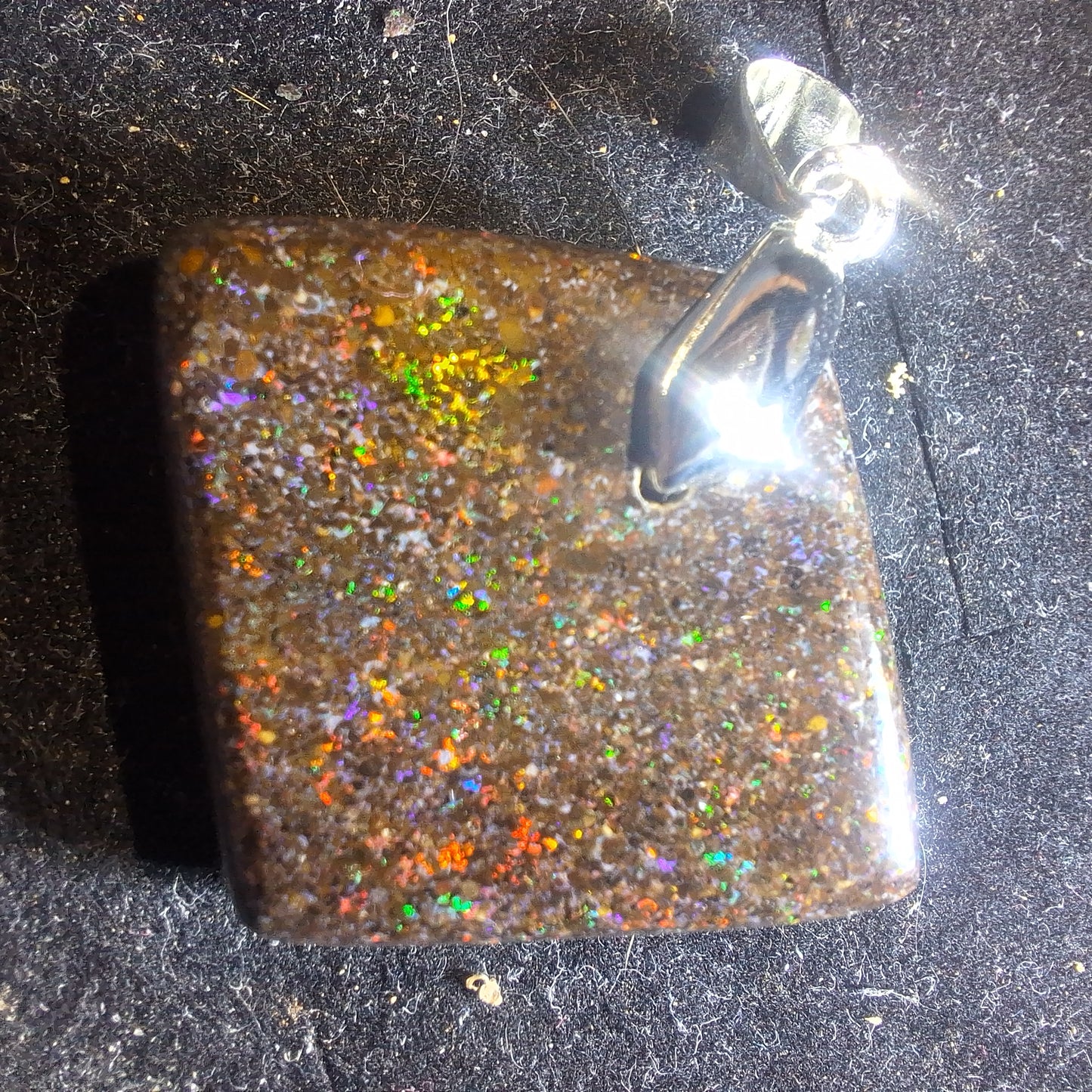 Pendentif opale australienne hard Matrix