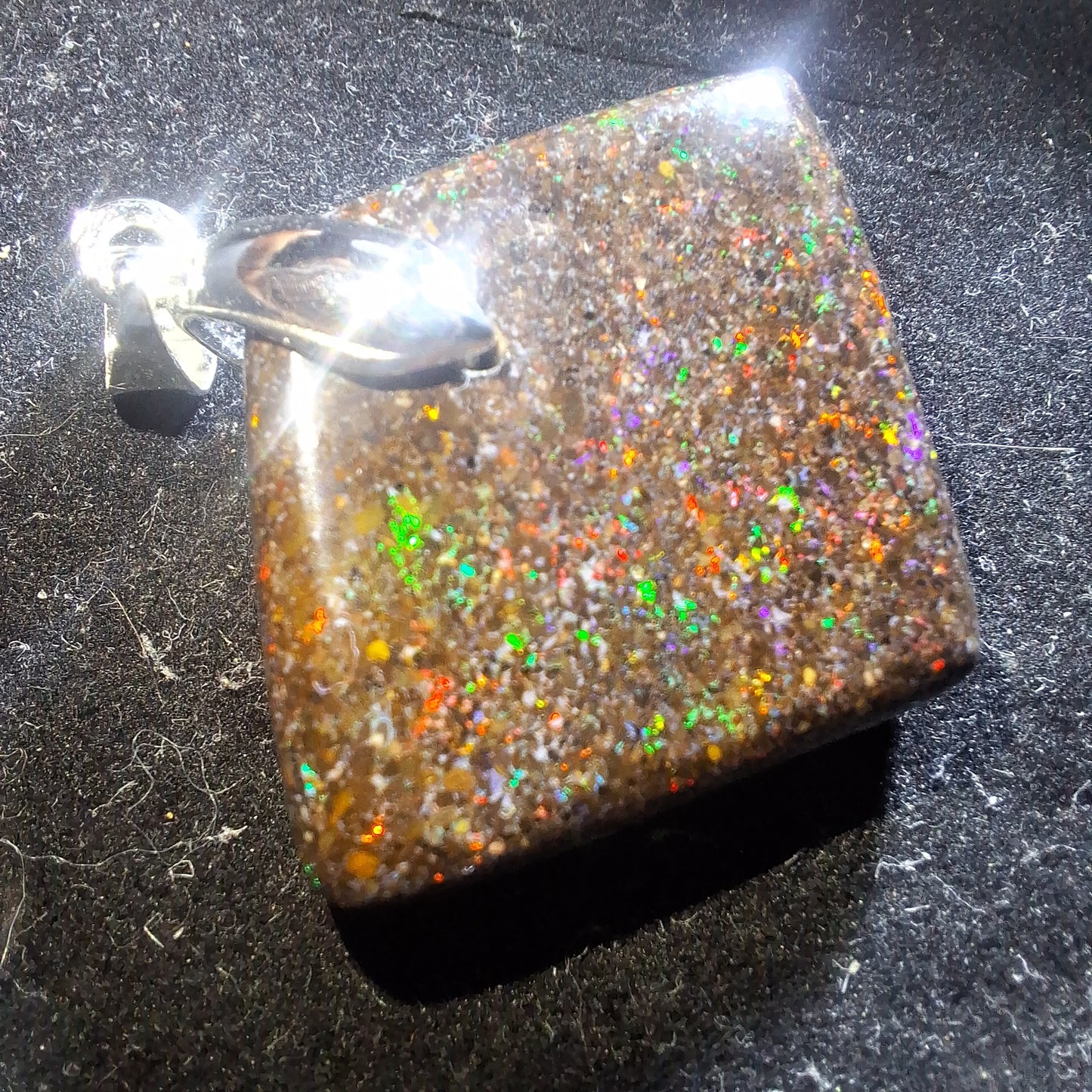 Pendentif opale australienne hard Matrix