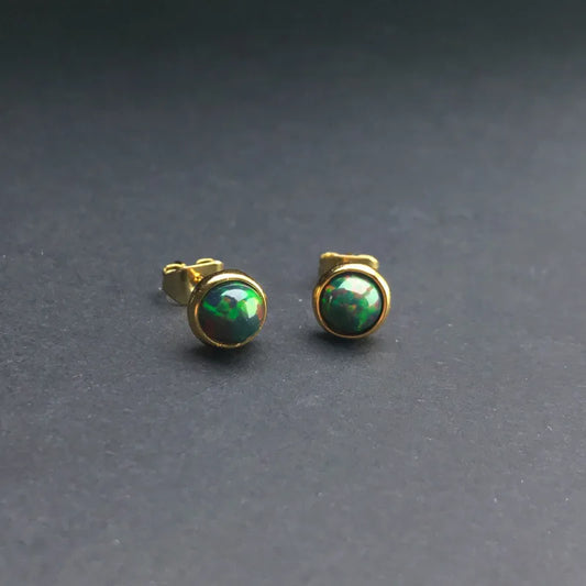 Élégantes boucles d'oreilles à clous en opale welo et argent sterling 925 (opale noire) – Bijou raffiné pour femme (mariage, fiançailles, soirée)