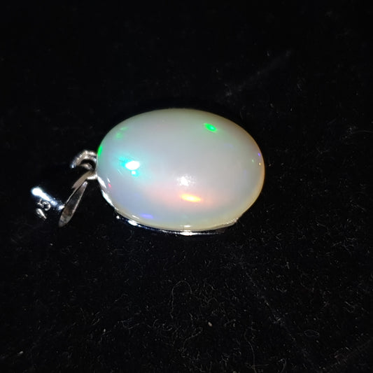 Pendentif argent s925 opale welo blanche 4.80 carats soldé