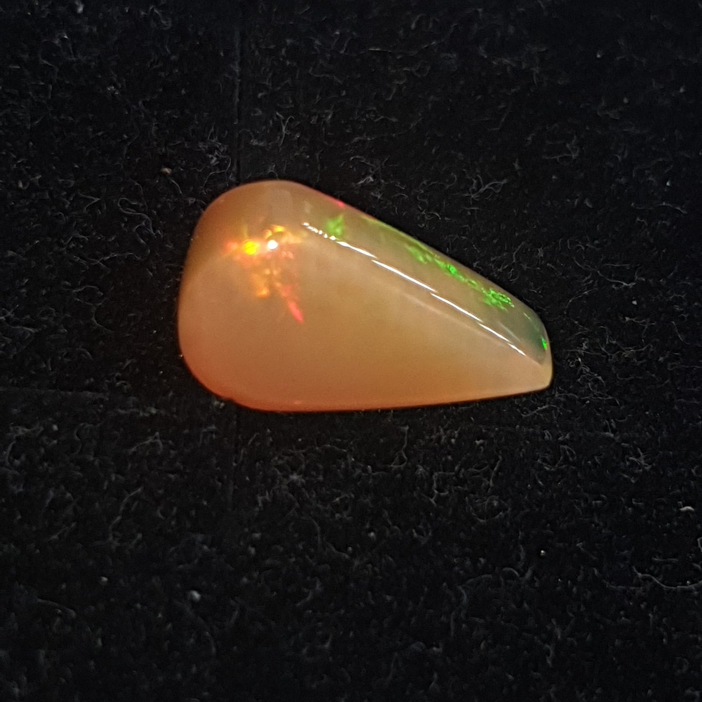 Opale de feu 3.25 carats
