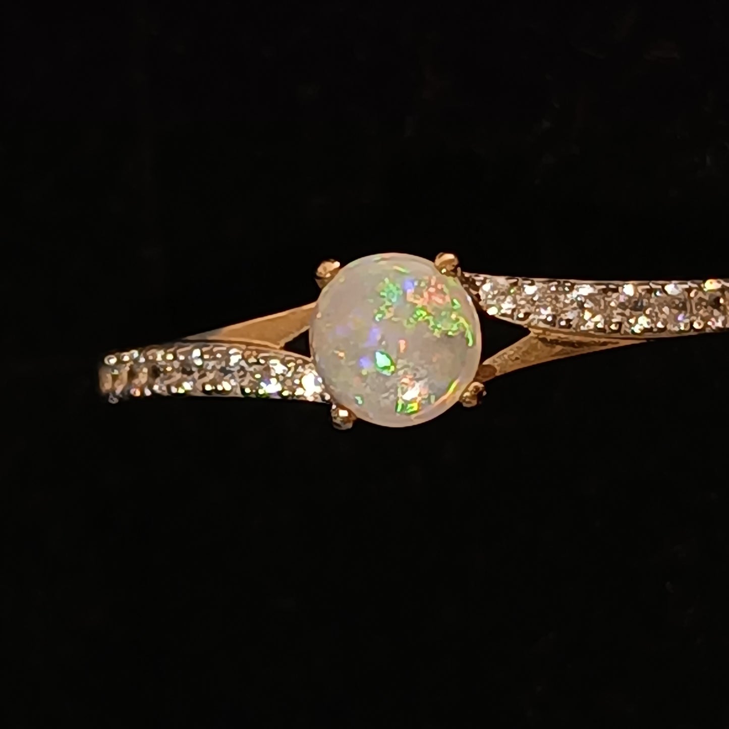 Bague or 9k zirconium et opale australienne
