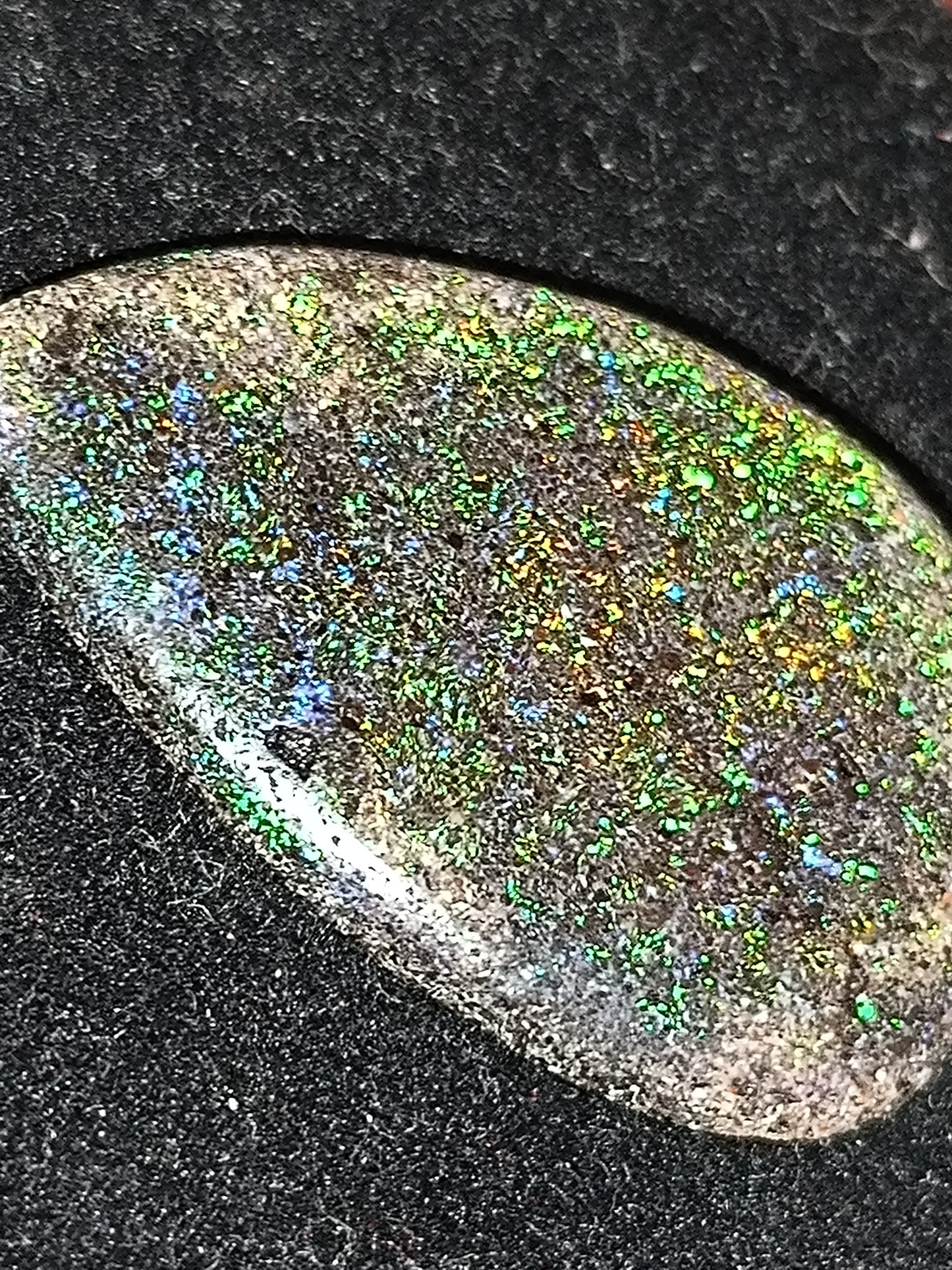 Grande opale australienne hard Matrix 22.65 cts
