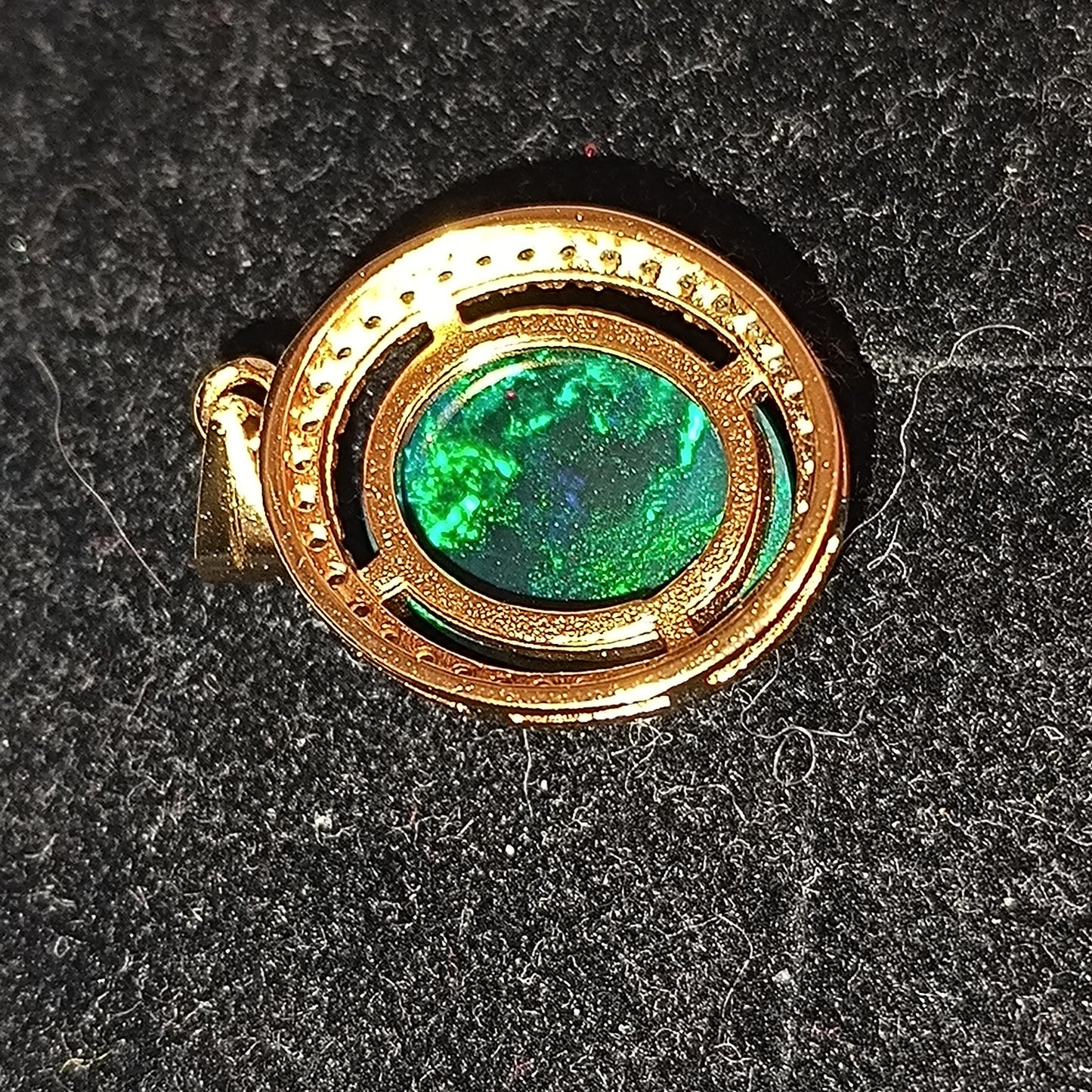 Pendentif argent s925 doré or fin opale welo noire et zirconiums