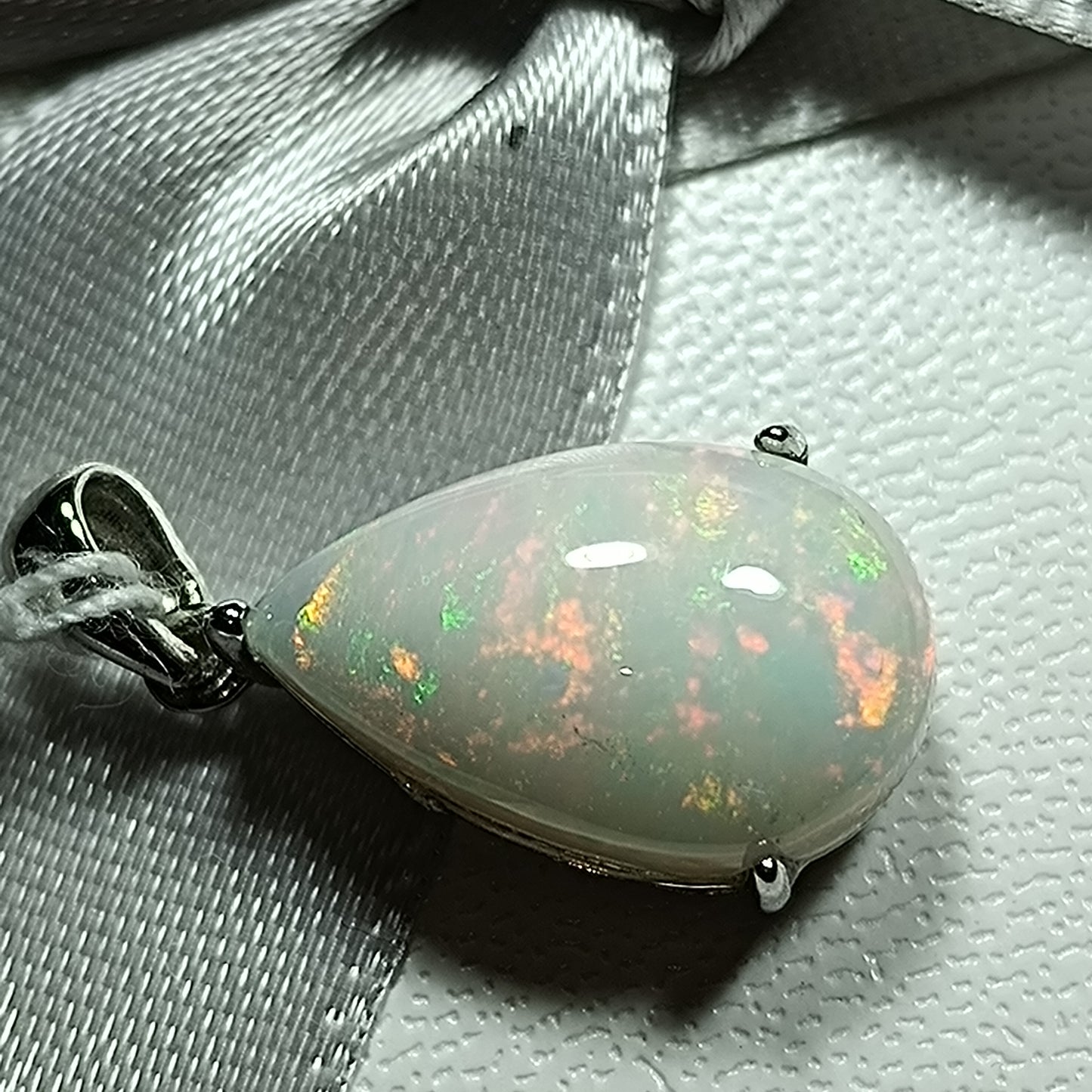 Pendentif argent s925 opale welo 5 carats