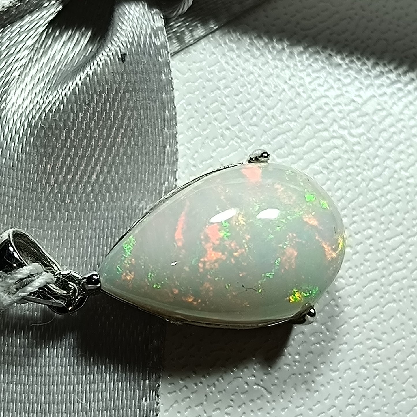 Pendentif argent s925 opale welo 5 carats