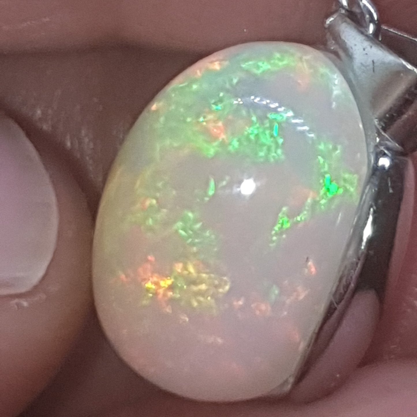 Pendentif en argent s925 opale welo AAA non traitée de 5.7 carats