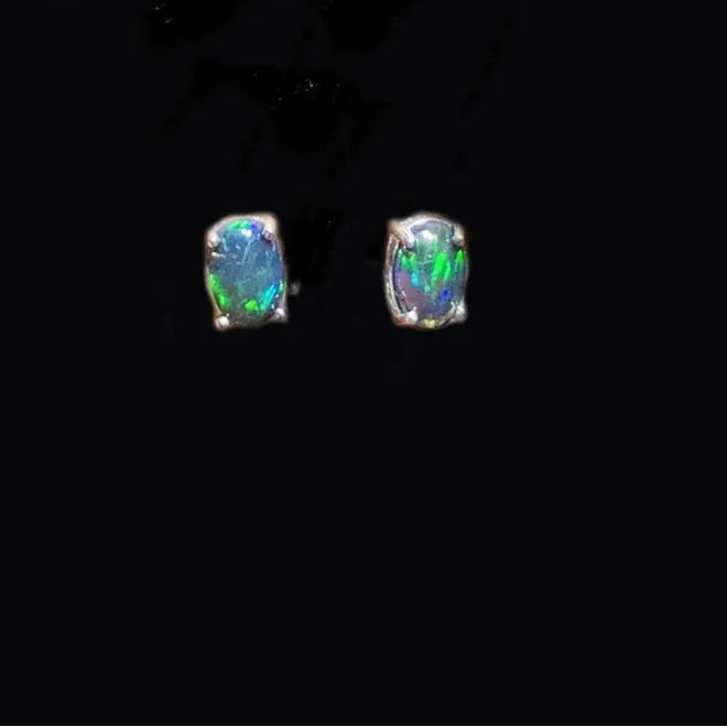 Boucles d'oreilles en argent sterling 925 avec opale d'Éthiopie véritable (ovale 4 x 6 mm)