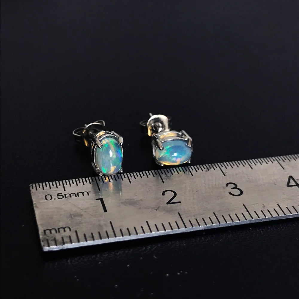 Boucles d'oreilles en opale naturelle authentique et argent sterling 925 (opale d'Éthiopie 4 x 6 mm) – Bijoux pour femme, cadeau idéal pour mariage, fiançailles ou soirée.