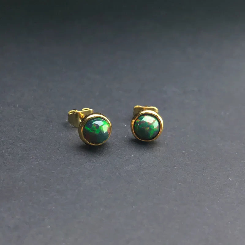 Élégantes boucles d'oreilles à clous en opale welo et argent sterling 925 (opale noire) – Bijou raffiné pour femme (mariage, fiançailles, soirée)