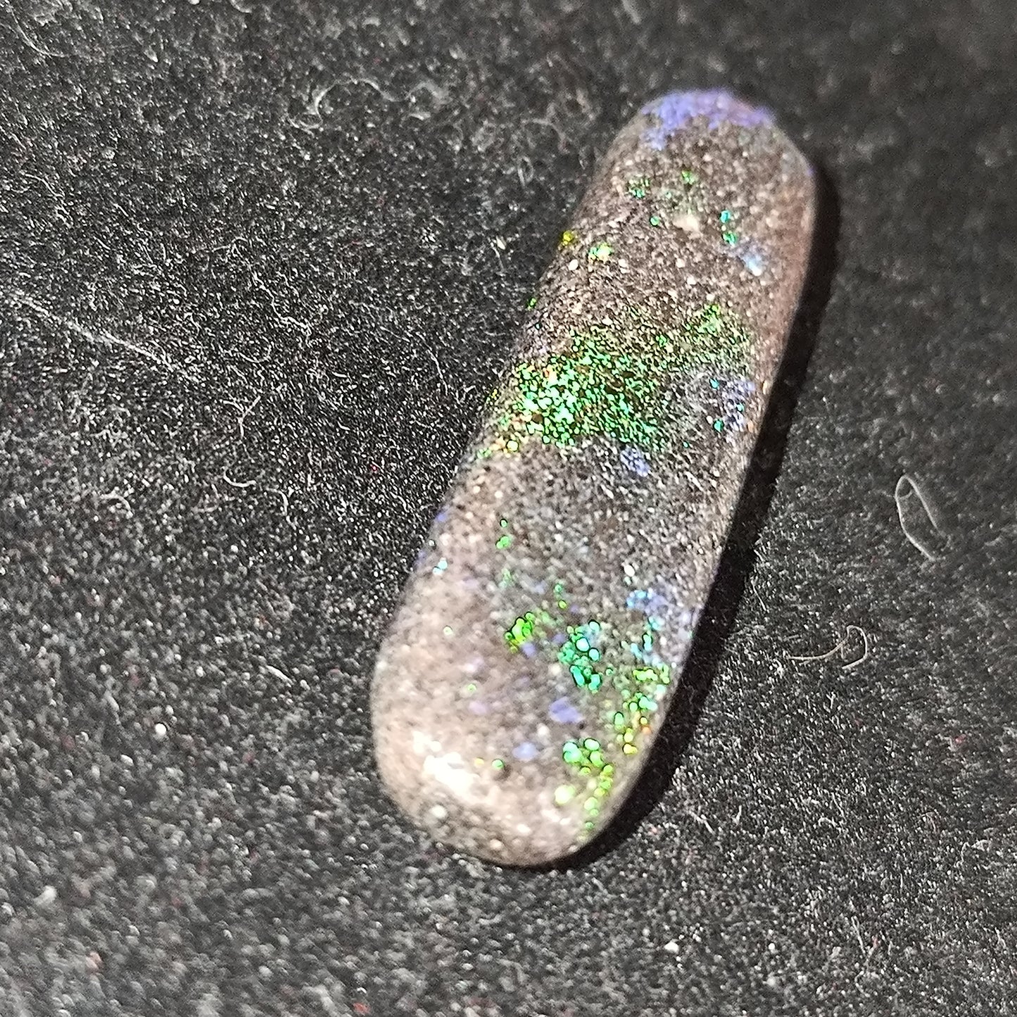 Australian hard Matrix opal 23 cts