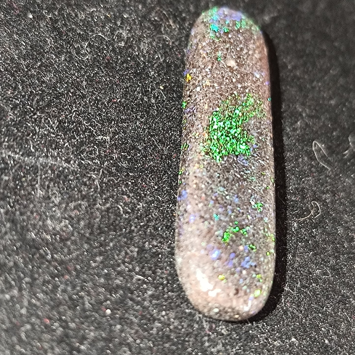 Australian hard Matrix opal 23 cts