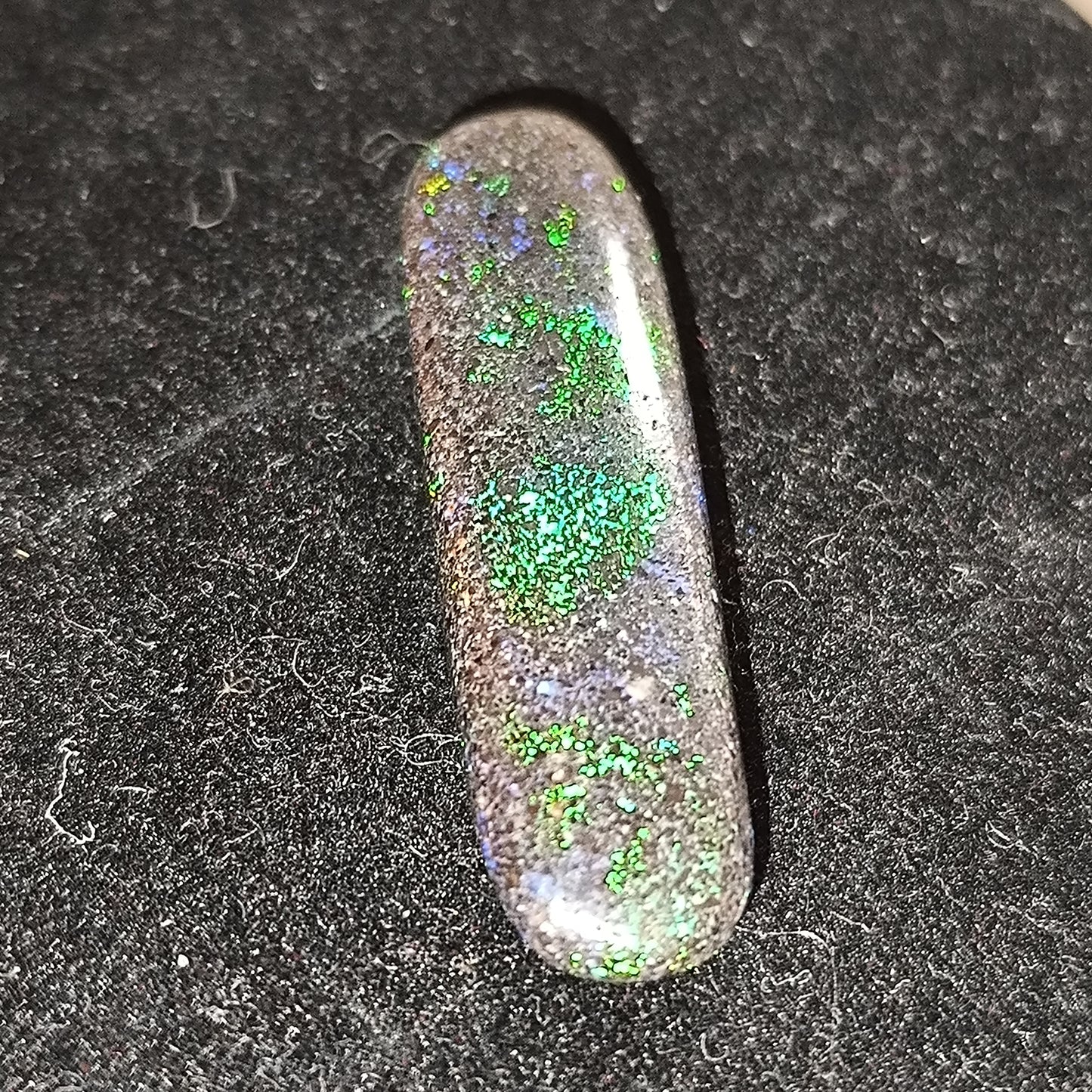 Australian hard Matrix opal 23 cts