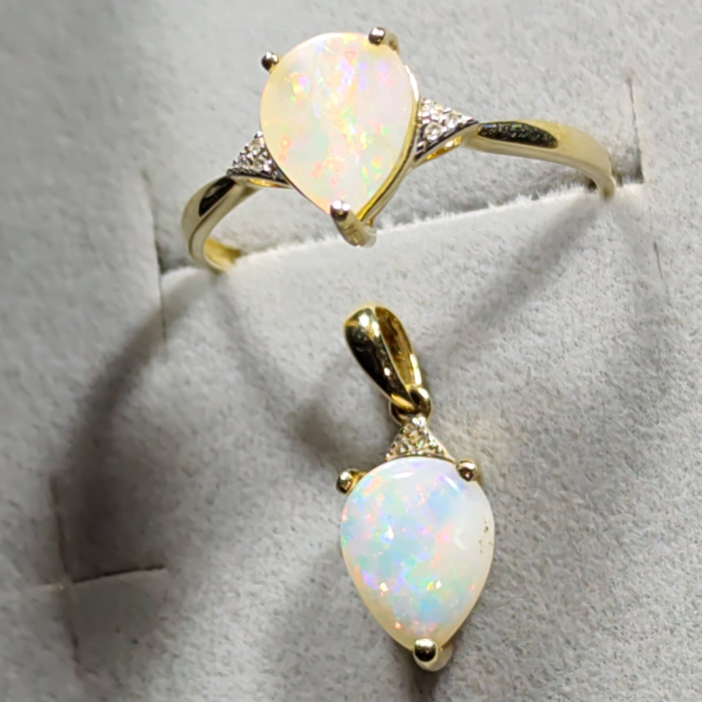 Parure or 14 carats diamants opales australienne Cooberpedy