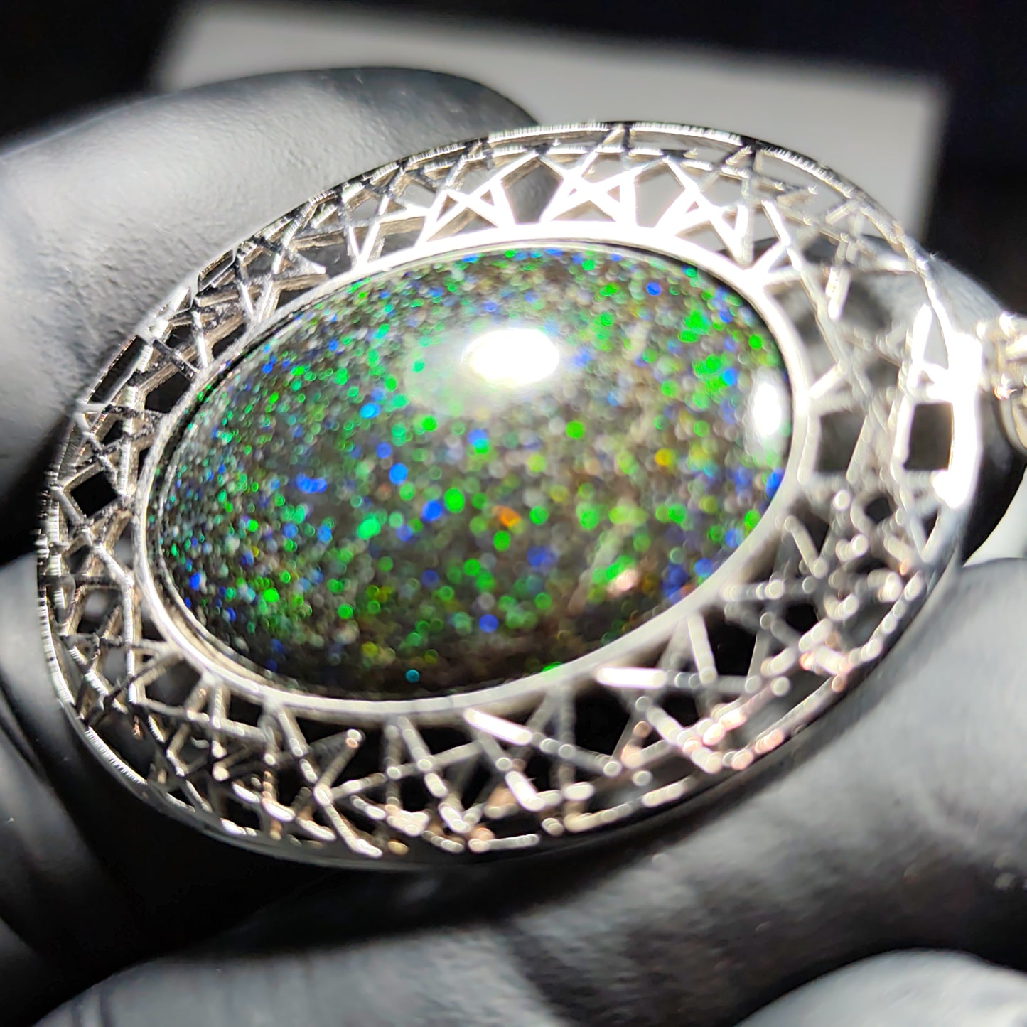 Grand pendentif opale noire australienne galaxie