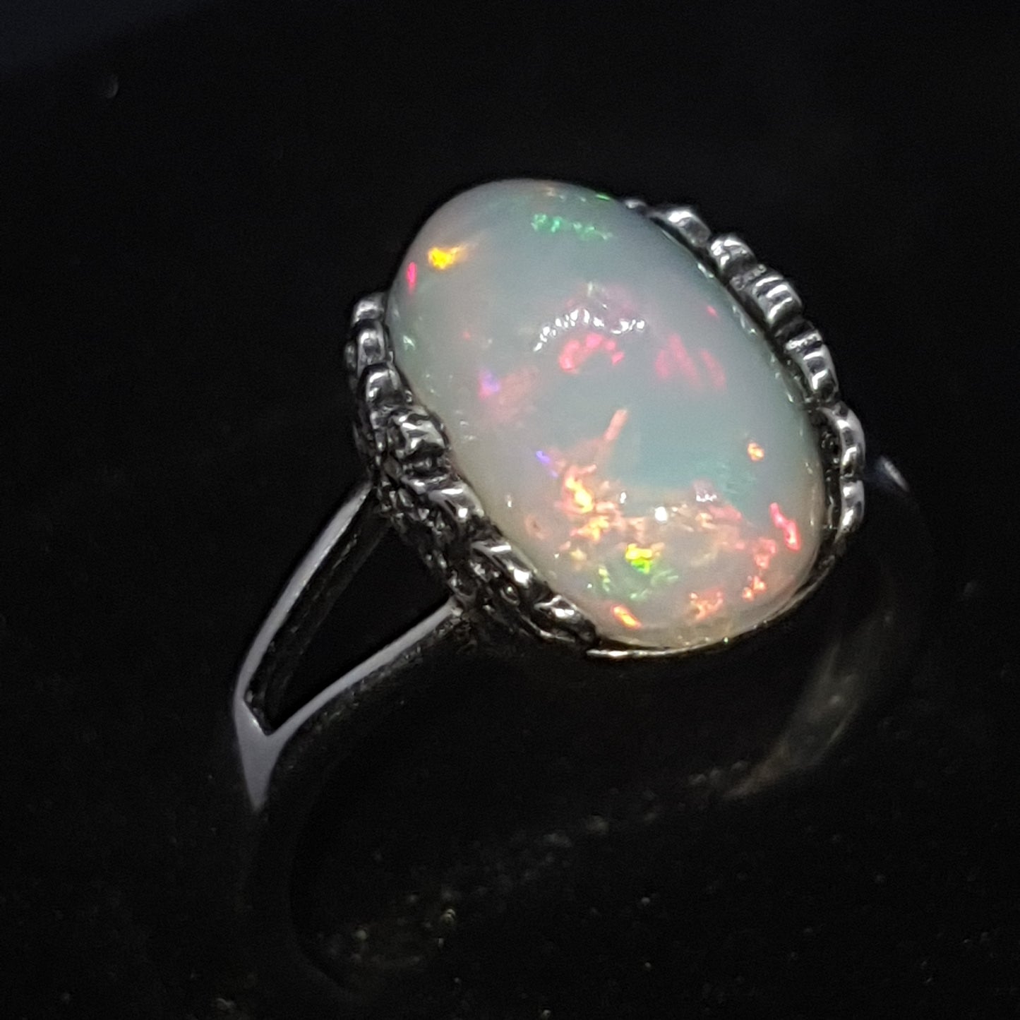 Bague argent s 925 et opale welo arc en ciel de 3.95 carats