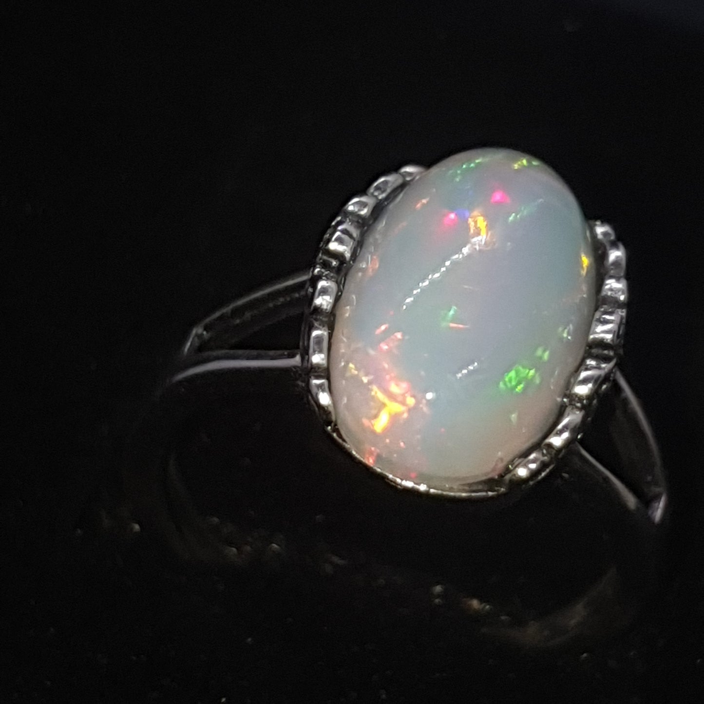 Bague argent s 925 et opale welo arc en ciel de 3.95 carats