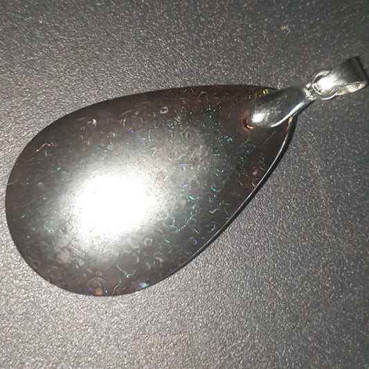 Pendentif opale boulder 28.50 carats bélière argent s925