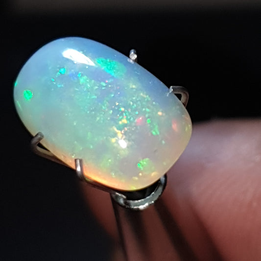 Stunning 3 carat honeycomb galaxy crystal welo opal