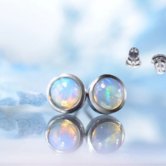 Boucles d'oreilles puces en argent avec opale welo ronde de 6 mm – Bijou coloré pour femme, symbole de chance et d'espoir – Idée cadeau