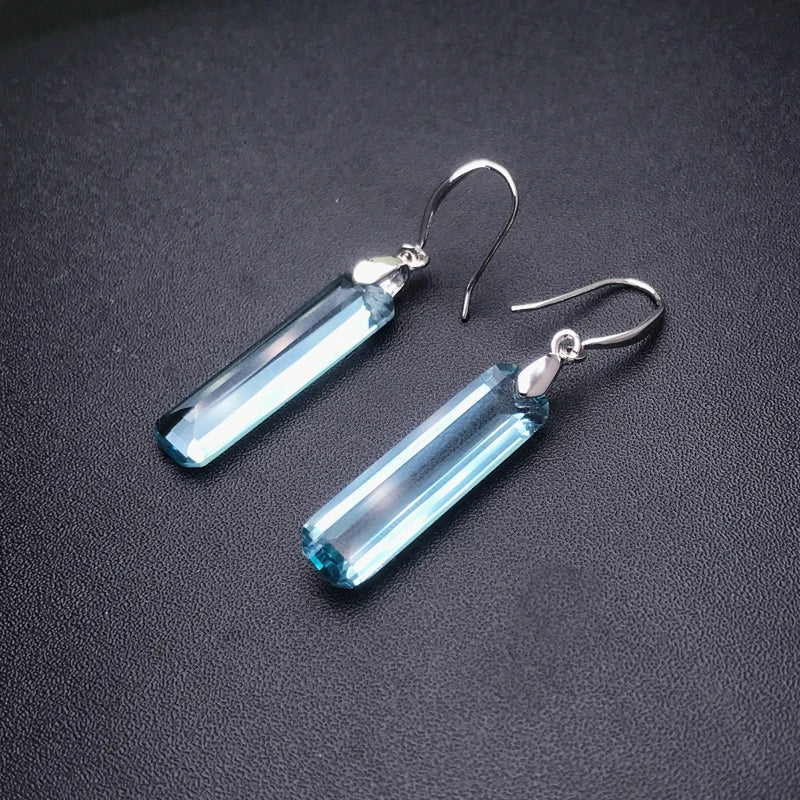 Élégantes boucles d'oreilles pendantes pour femme en argent sterling 925, ornées d'aigue-marine (9 x 23 mm)