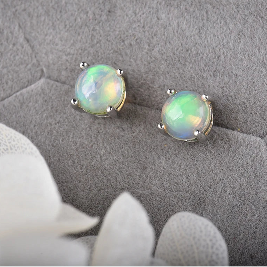 Boucles d'oreilles puces rondes en opale  welo véritable (5 mm)