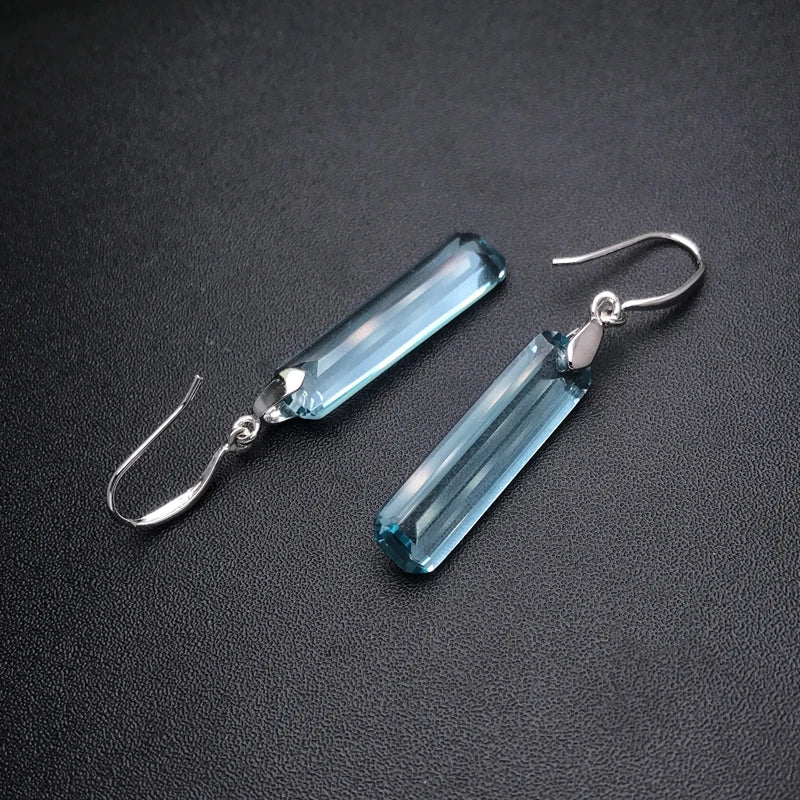 Élégantes boucles d'oreilles pendantes pour femme en argent sterling 925, ornées d'aigue-marine (9 x 23 mm)