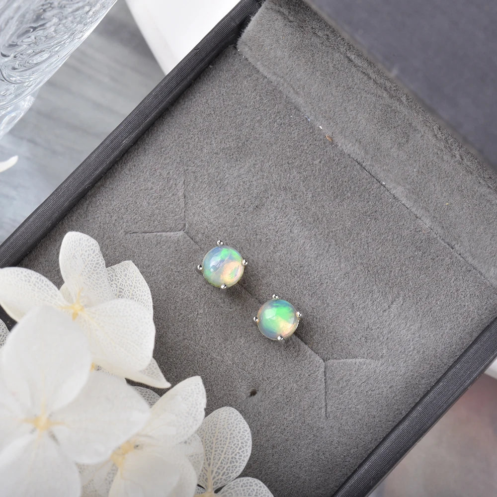 Boucles d'oreilles puces rondes en opale  welo véritable (5 mm)