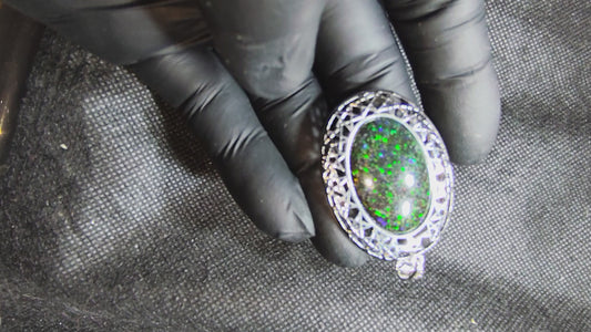 Grand pendentif opale noire australienne galaxie