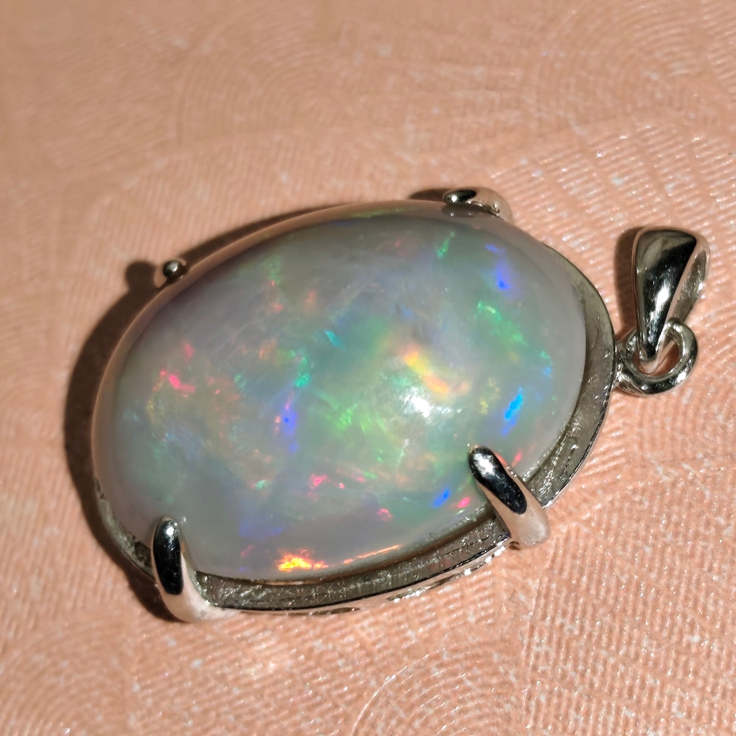 Pendentif argent s925 opale welo dark base 23.95 carats